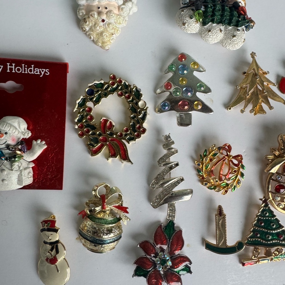 Christmas Holiday Winter Vintage to Now Brooch Jewelry Lot Craft Supplies - Picture 4 of 10